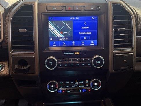 Used 2020 Ford Expedition XLT w/ Equipment Group 202A image 9