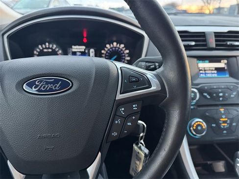 Used 2014 Ford Fusion SE w/ Equipment Group 201A image 26