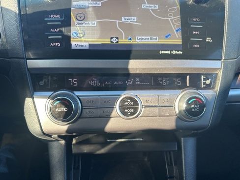 Used 2016 Subaru Outback 2.5i Limited image 19