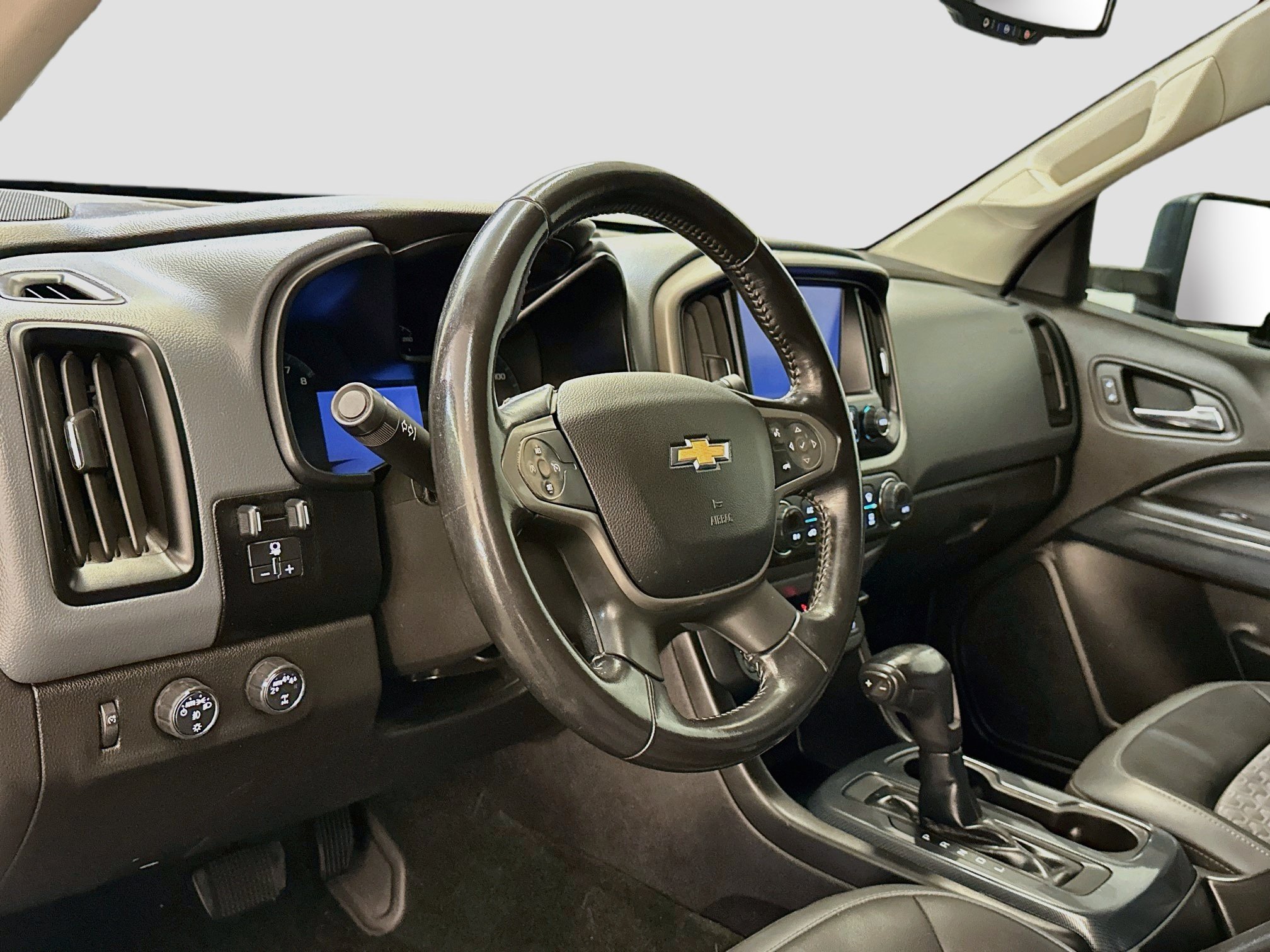 Used 2018 Chevrolet Colorado Z71 AWD/4WD image 18