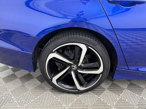 Used 2019 Honda Accord Sport image 18