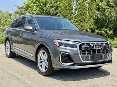 New 2025 Audi Q7 3.0T Premium Plus