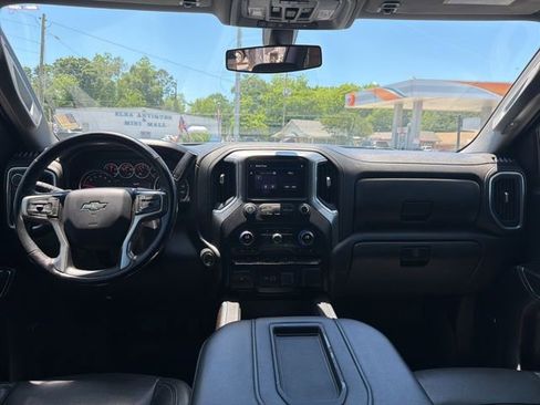 Used 2020 Chevrolet Silverado 1500 LT Trail Boss AWD/4WD image 12