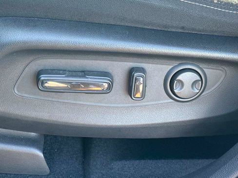 Certified 2024 Honda CR-V EX image 19