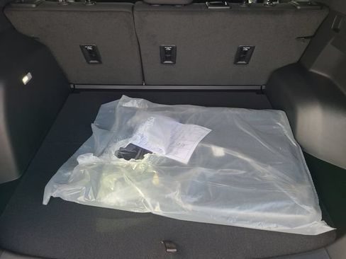 New 2027 Chevrolet Equinox LT FWD image 10