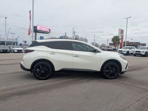 Used 2023 Nissan Murano SV w/ SV Midnight Edition Package image 2