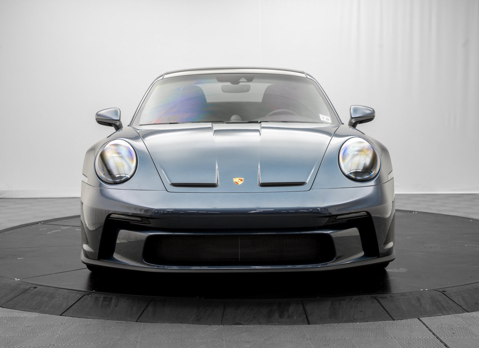Used 2023 Porsche 911 GT3 RWD image 2