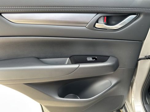 New 2025 MAZDA CX-5 AWD 2.5 S w/ Preferred Package image 19