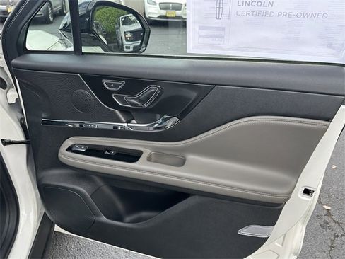 Certified 2024 Lincoln Corsair AWD w/ Equipment Group 101A image 36