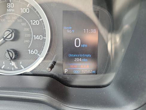 Used 2022 Toyota Corolla LE FWD image 25