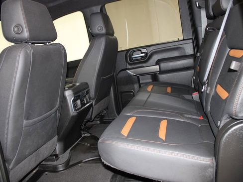 Used 2022 GMC Sierra 2500 AT4 image 29
