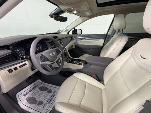 New 2025 Cadillac XT5 Premium Luxury w/ Technology Package image 5