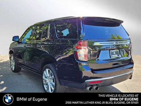 Used 2021 Chevrolet Tahoe High Country w/ Premium Package AWD/4WD image 5
