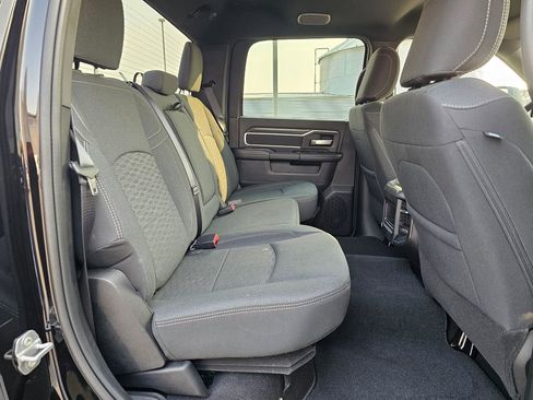 New 2025 RAM 2500 Big Horn AWD/4WD image 14