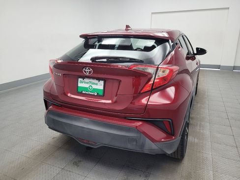 Used 2018 Toyota C-HR XLE FWD image 7