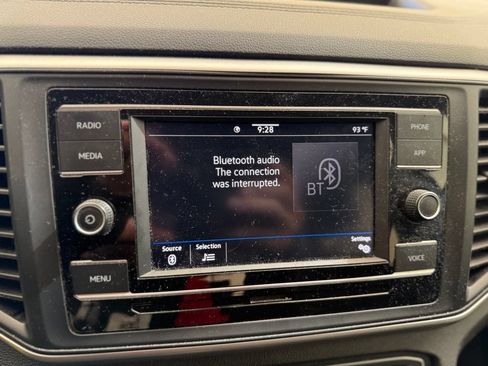 Used 2021 Volkswagen Atlas S FWD image 29