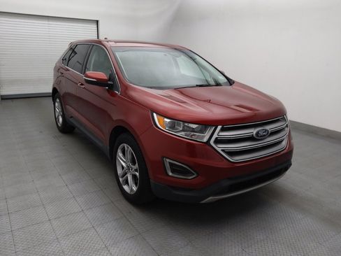 Used 2018 Ford Edge Titanium w/ Technology Package FWD image 13