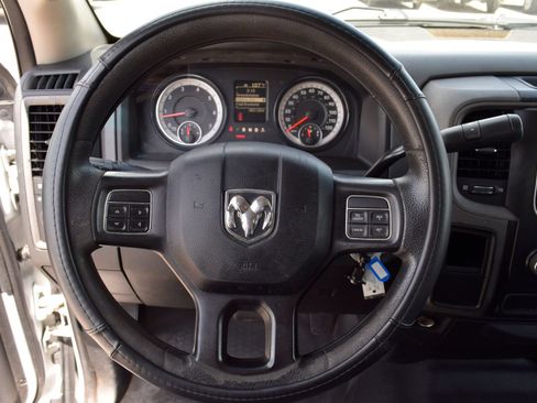 Used 2017 RAM 3500 Tradesman RWD image 6