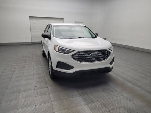 Used 2020 Ford Edge SE image 13