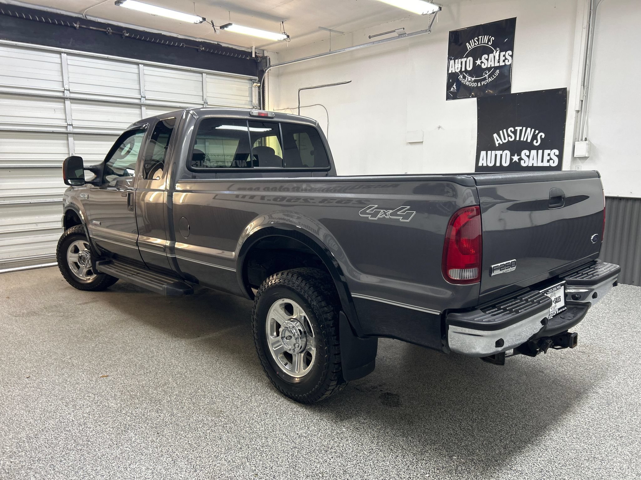 Used 2006 Ford F250 Lariat AWD/4WD image 5