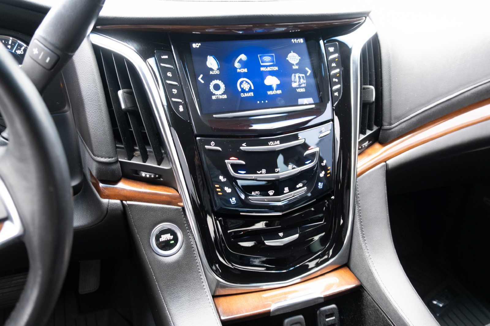 Used 2017 Cadillac Escalade Premium Luxury AWD/4WD image 2