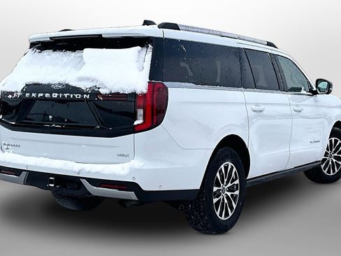 Used 2025 Ford Expedition Max Platinum image 11