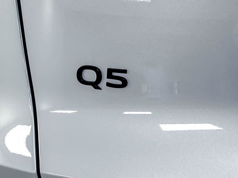 New 2025 Audi Q5 Premium Plus w/ Premium Plus image 26