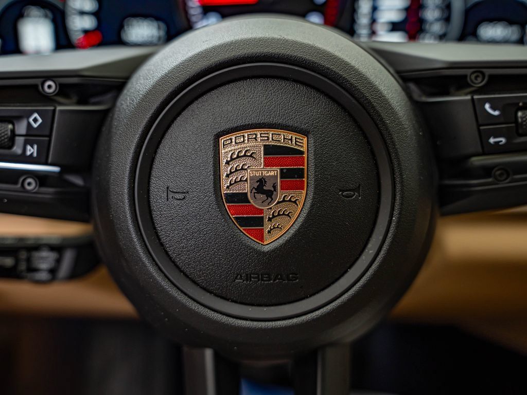 Certified 2023 Porsche Panamera Platinum Edition RWD image 28