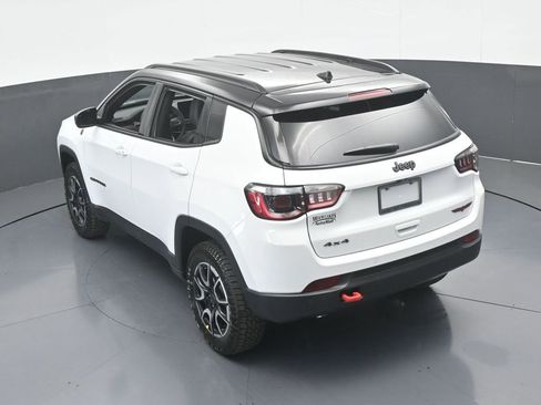 New 2026 Jeep Compass Trailhawk image 44