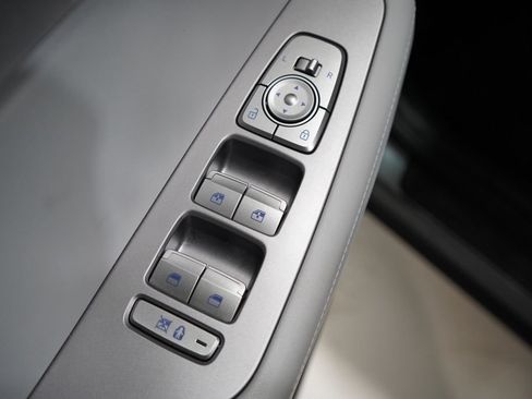 Used 2025 Hyundai Palisade SEL AWD/4WD image 18