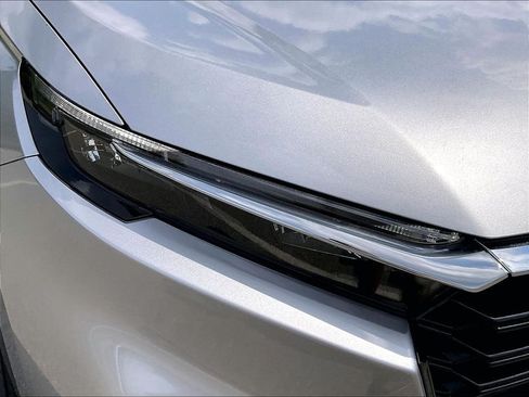 Used 2024 Honda CR-V EX-L image 31