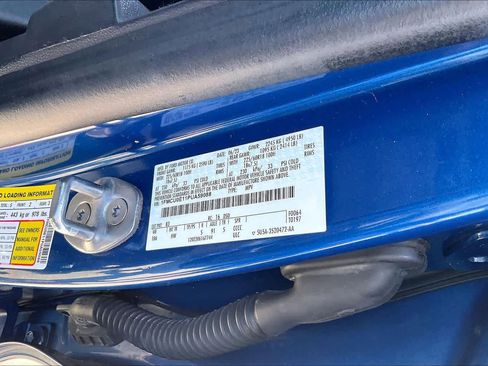 Used 2023 Ford Escape SE FWD image 34