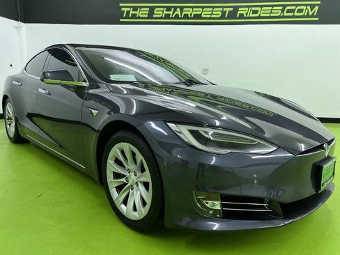 Used 2019 Tesla Model S 100D AWD/4WD image 2