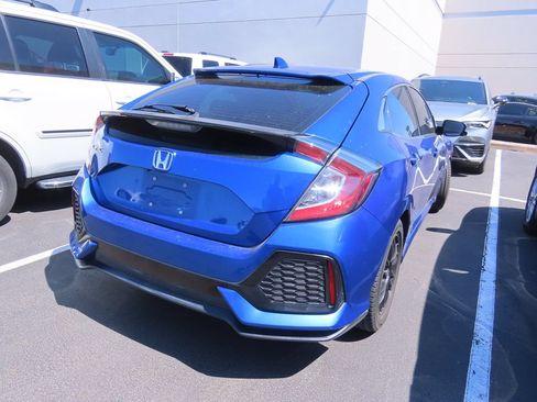 Used 2017 Honda Civic EX image 3