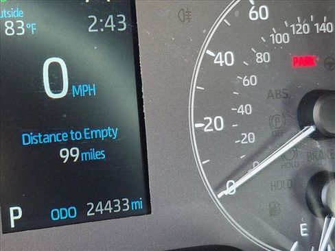 Used 2024 Toyota Corolla Cross AWD Hybrid image 9