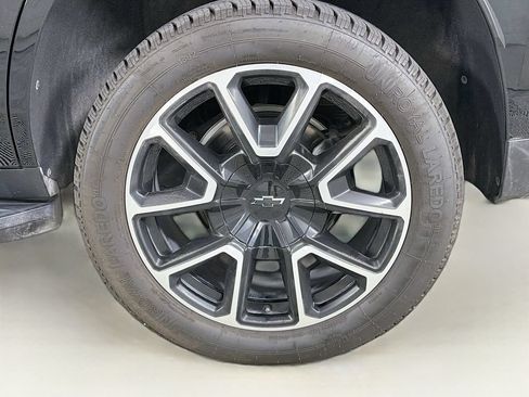 Used 2023 Chevrolet Tahoe RST w/ Sport Performance Package AWD/4WD image 36