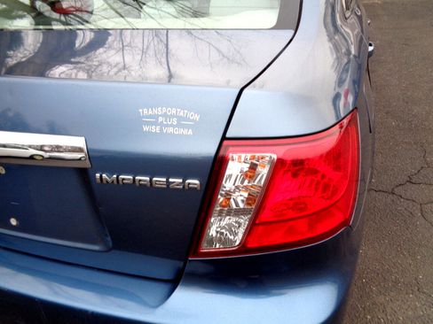 Used 2010 Subaru Impreza 2.5i Premium image 13