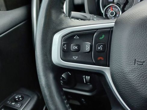Used 2020 RAM 1500 Big Horn AWD/4WD image 17