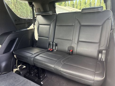 Used 2021 GMC Yukon SLT RWD image 24