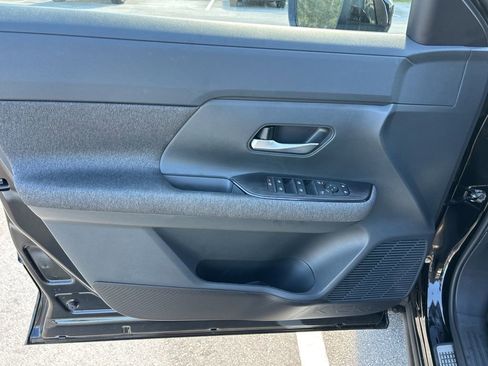 New 2026 Nissan Kicks SV w/ Illumination Package image 11