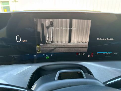 New 2026 Cadillac Vistiq Premium Luxury w/ LPO, Floor Liner Package image 26