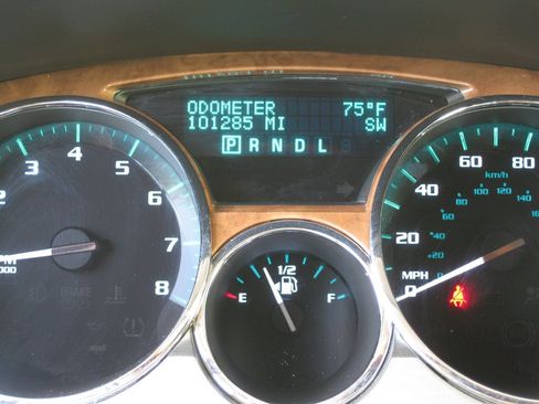 Used 2012 Buick Enclave Premium w/ Trailering Provision Package image 17