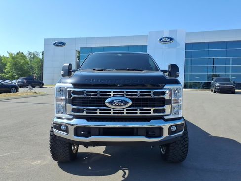 Used 2024 Ford F250 XLT w/ Snow Plow Prep Package AWD/4WD image 8