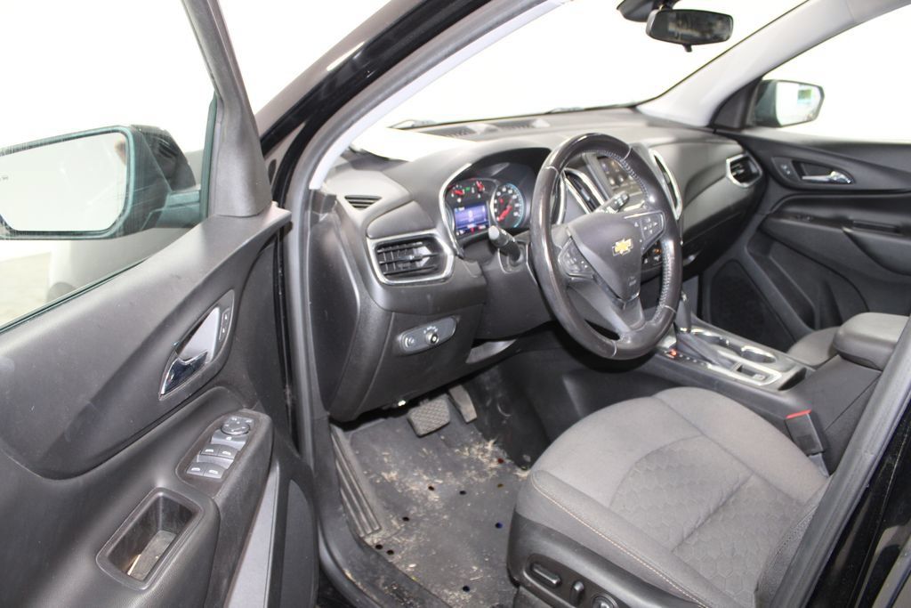 Used 2019 Chevrolet Equinox LT w/ LPO, Cargo Package FWD image 14