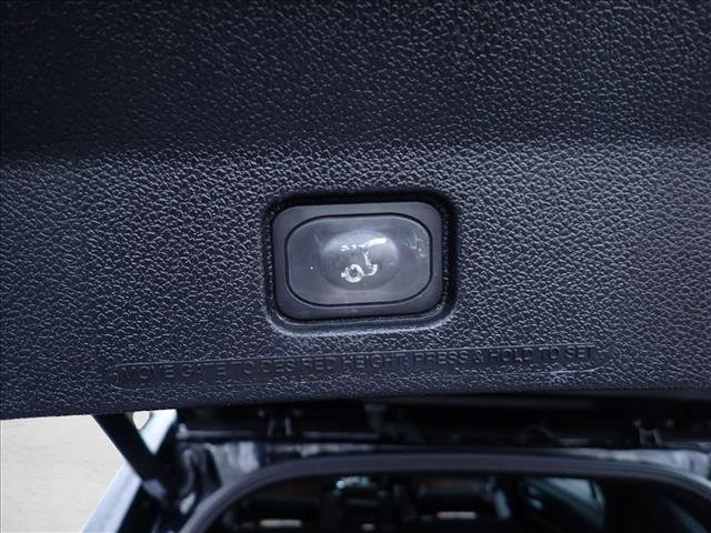 Used 2017 Ford Explorer Limited AWD/4WD image 9