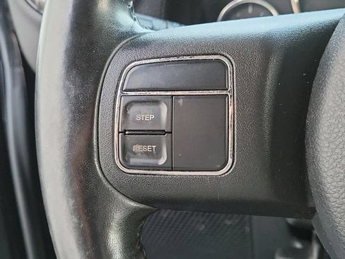 Used 2011 Jeep Wrangler Unlimited Sport AWD/4WD image 31