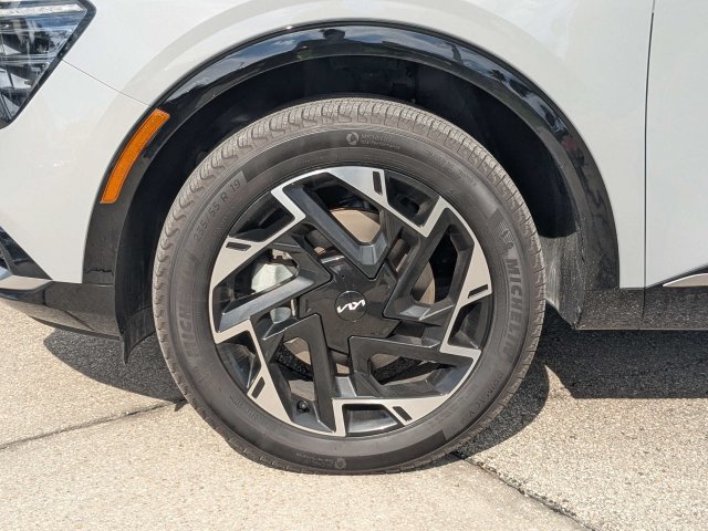 Used 2025 Kia Sportage SX AWD/4WD image 11