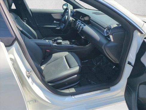 Certified 2021 Mercedes-Benz CLA 250 image 21
