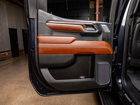 Used 2022 GMC Sierra 1500 Denali Ultimate image 38