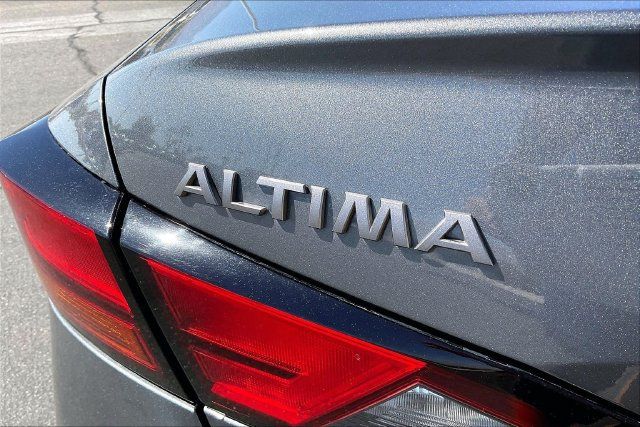 Certified 2025 Nissan Altima 2.5 S FWD image 7